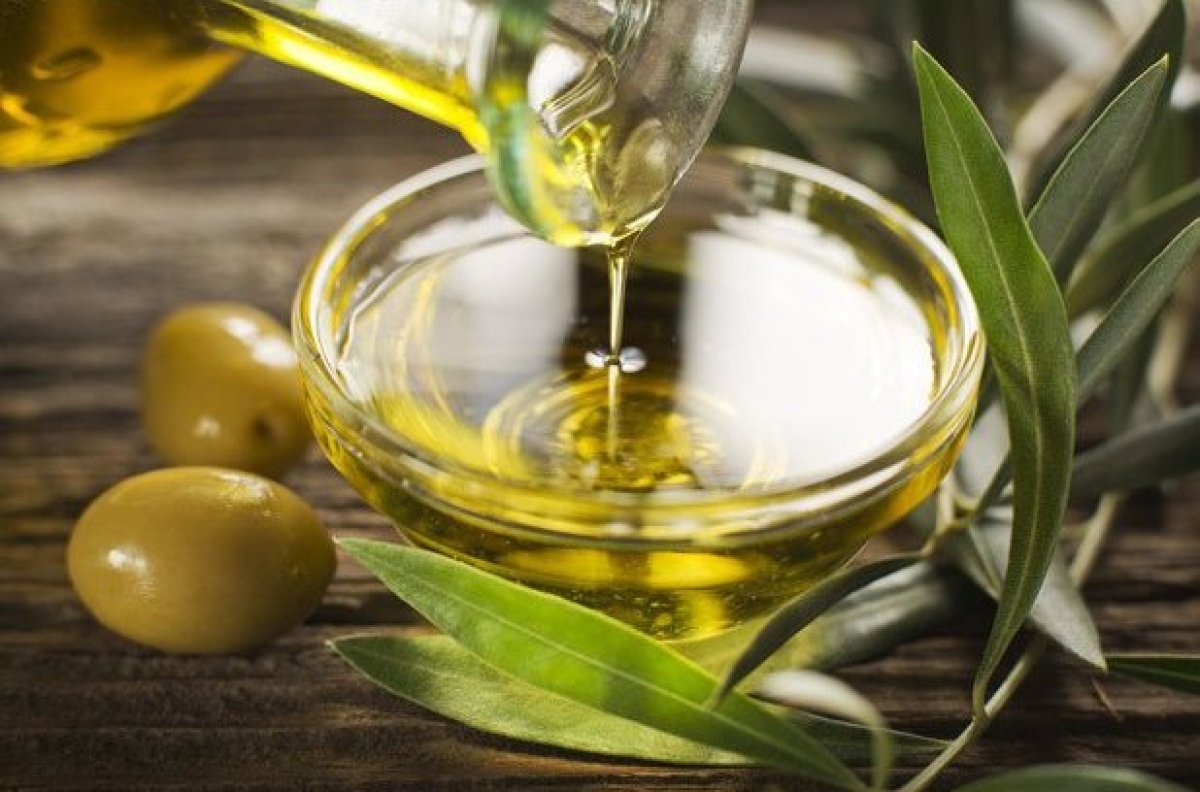 Olive-oil-newsletter.jpg